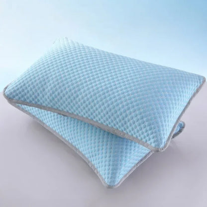 Infographic reading Lying down to cool down, dry and non-sticky, shown over two stacked blue pillows.